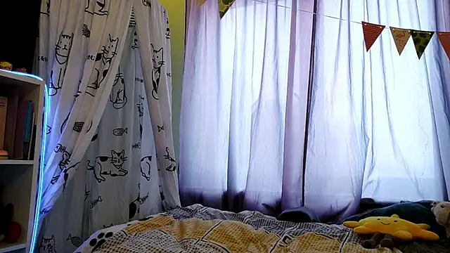 Snapshot of Karengilgun chatting on February 28, 1:11 pm Karengilgun online show from February 28, 1:11 pm