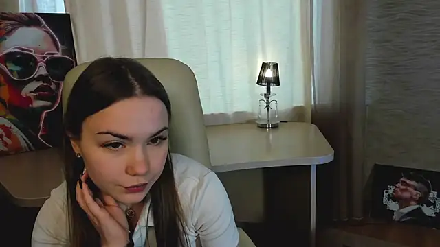 Snapshot of SeanKerne chatting on February 21, 9:44 am SeanKerne online show from February 21, 9:44 am