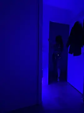  MillaCruz online show from March 15, 8:49 pm