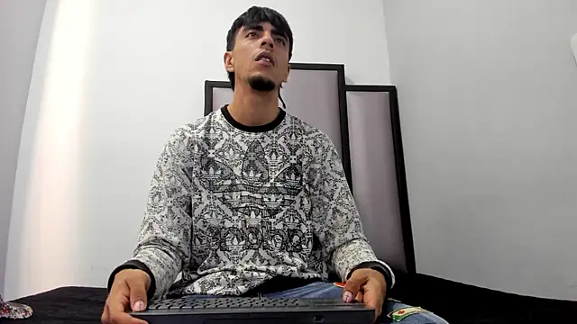 Endrick-23 online show from April 15, 3:12 am