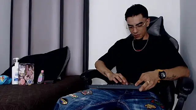 Endrick-23 online show from March 4, 3:58 am