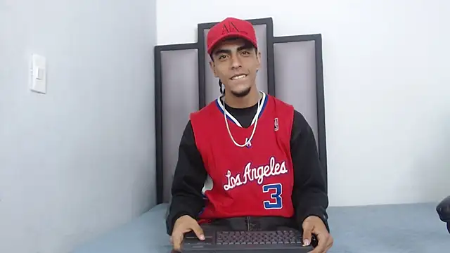 Endrick-23 online show from March 24, 3:39 am