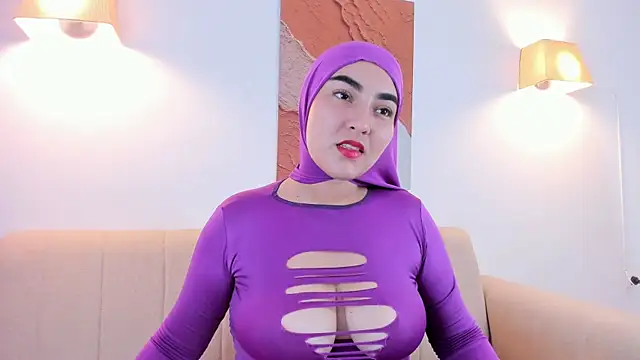 Malika Noor online show from May 13, 2:24 pm