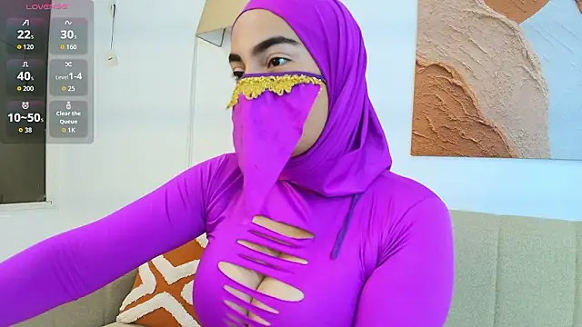 Snapshot of Malika_Noor chatting on February 25, 1:44 pm Malika Noor online show from February 25, 1:44 pm