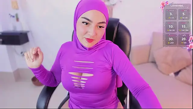 Malika Noor online show from March 3, 2:57 pm