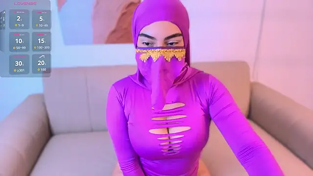 Snapshot of Malika_Noor chatting on February 24, 2:07 pm Malika Noor online show from February 24, 2:07 pm