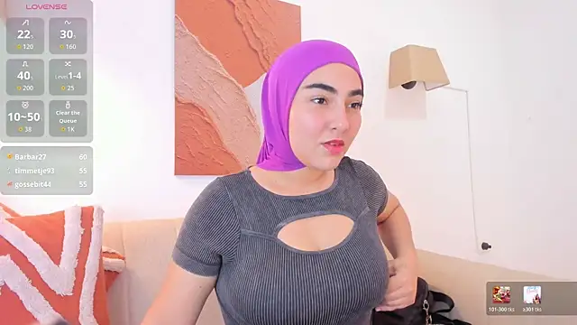 Malika Noor online show from May 25, 3:11 pm