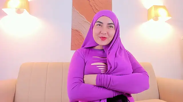 Malika Noor online show from April 15, 7:58 pm