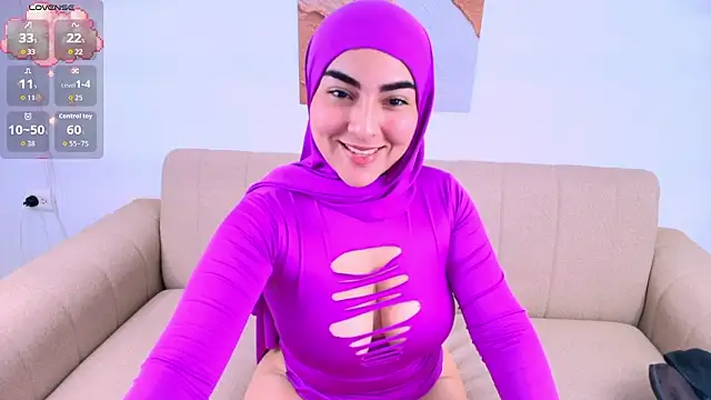 Malika Noor online show from March 18, 2:41 pm