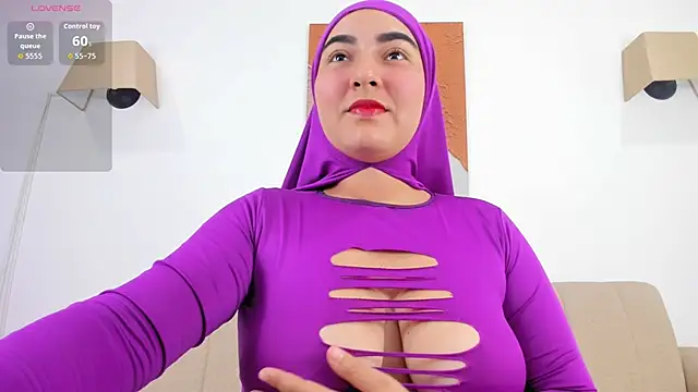 Malika Noor online show from April 12, 3:37 pm