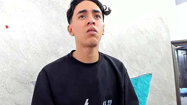 Snapshot of Mick-lollipop chatting on February 21, 7:27 pm Mick-lollipop online show from February 21, 7:27 pm