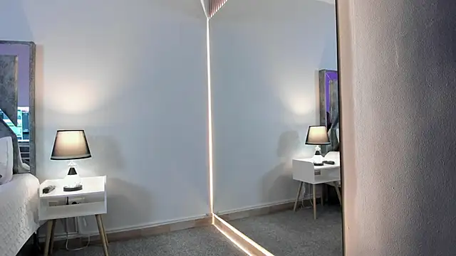 Madisson Edwards online show from March 31, 12:51 pm