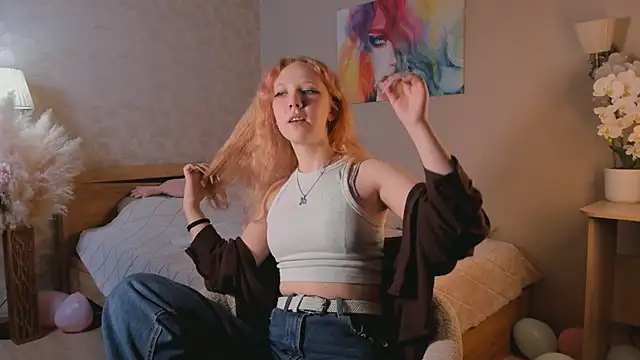 Snapshot of AmalElway chatting on February 28, 11:21 am AmalElway online show from February 28, 11:21 am