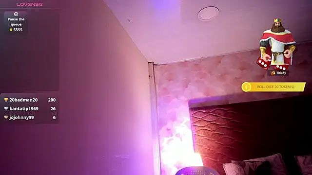 Snapshot of Emma_Dancer chatting on June 28, 12:28 am Emma Dancer online show from June 28, 12:28 am