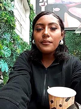 Emma Dancer online show from March 27, 1:01 pm