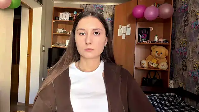 poly princess online show from March 5, 8:11 am