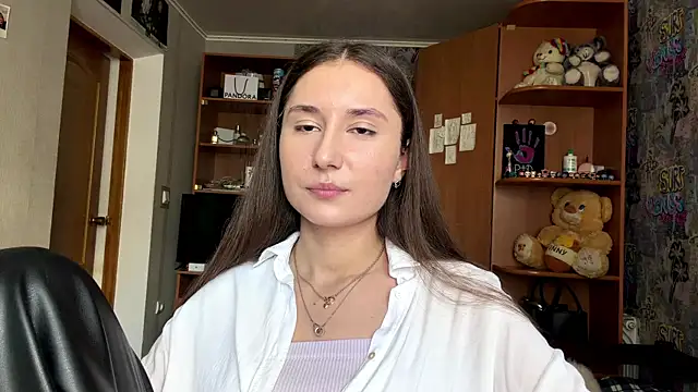 poly princess online show from April 13, 11:03 am