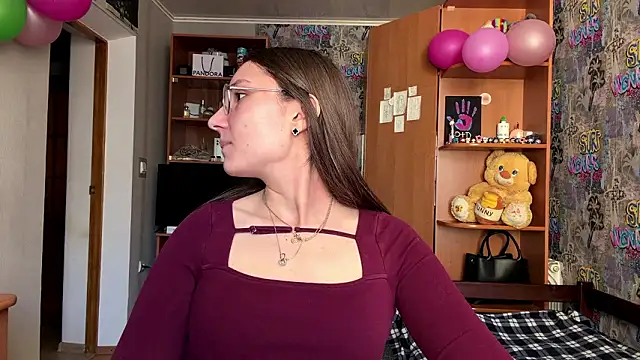 poly princess online show from March 10, 12:09 pm