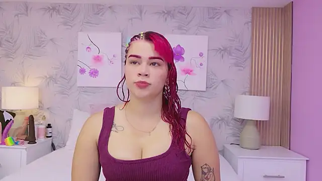 CherryTayloor online show from May 17, 3:28 am