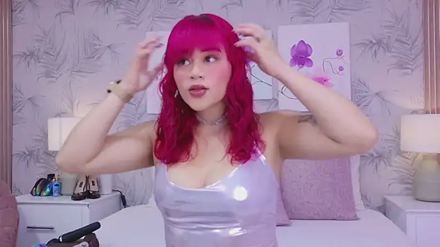 CherryTayloor online show from April 4, 1:23 am