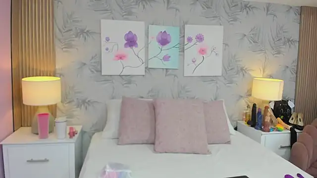 CherryTayloor online show from June 17, 3:28 am