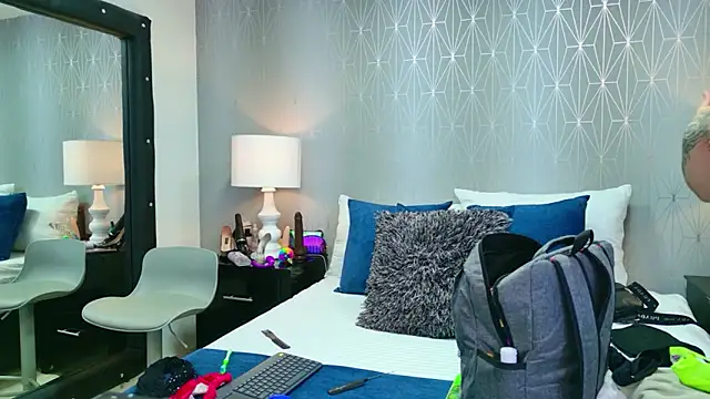 CherryTayloor online show from April 11, 3:25 am