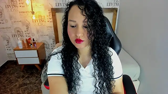 Snapshot of DANICA_MULLER1 chatting on February 27, 11:54 am DANICA MULLER1 online show from February 27, 11:54 am