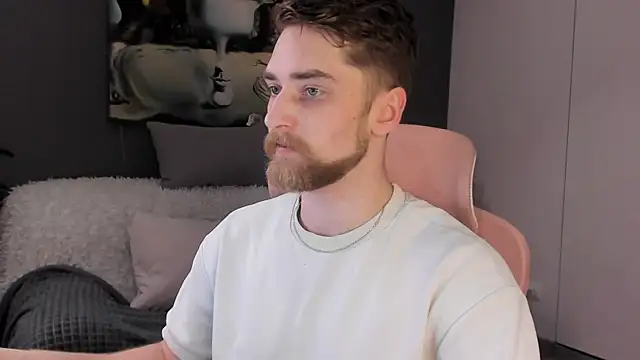 Dexter Raze online show from February 21, 9:06 pm