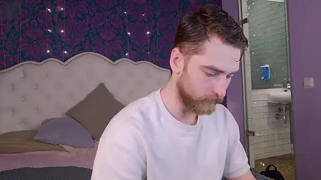 Dexter Raze online show from March 8, 10:02 pm