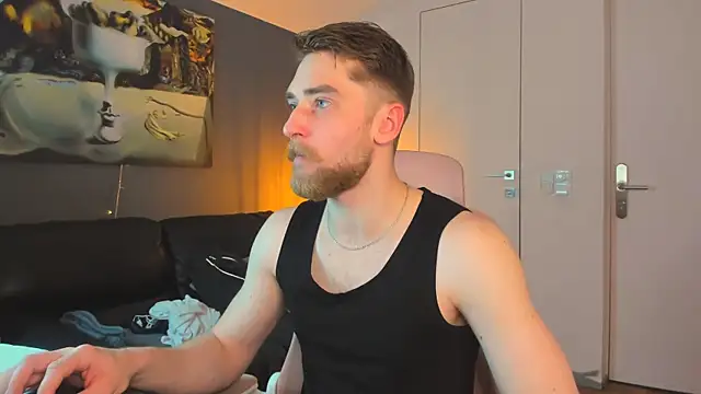 Dexter Raze online show from April 2, 10:27 pm