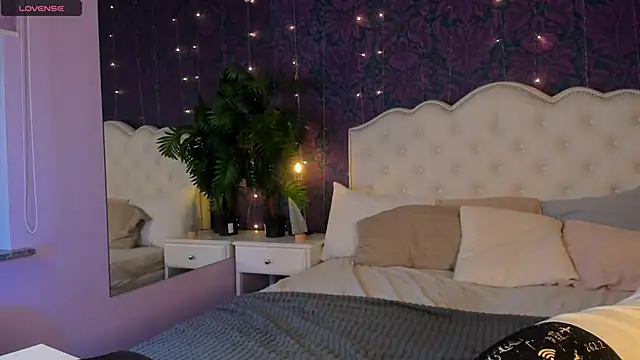 Dexter Raze online show from March 25, 11:03 pm