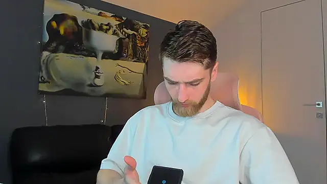 Dexter Raze online show from April 15, 7:14 am