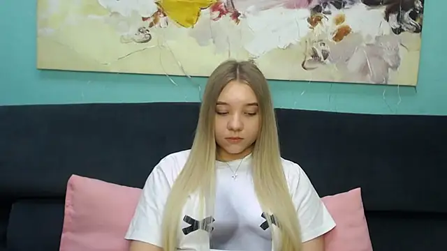 MilanaSiia online show from March 7, 6:02 pm