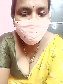 Snapshot of keerthy_telugu chatting on July 15, 6:15 pm keerthy telugu online show from July 15, 6:15 pm