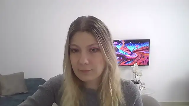 Foxy Bright online show from March 3, 12:45 pm