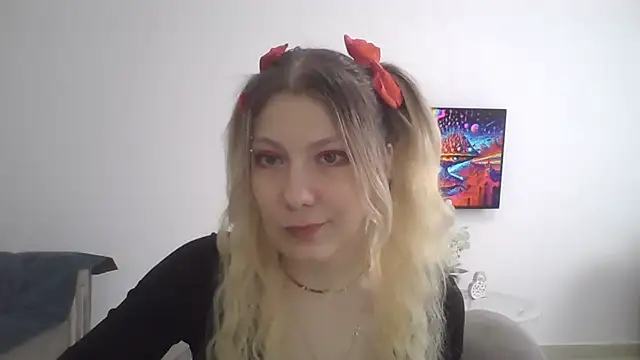 Foxy Bright online show from March 4, 12:46 pm