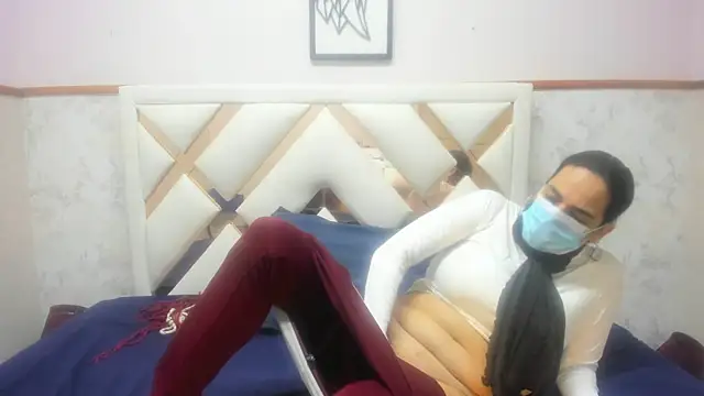 Amy Walls7 online show from March 25, 11:42 am