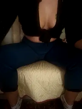 Snapshot of stellina8 chatting on February 24, 3:02 pm stellina8 online show from February 24, 3:02 pm