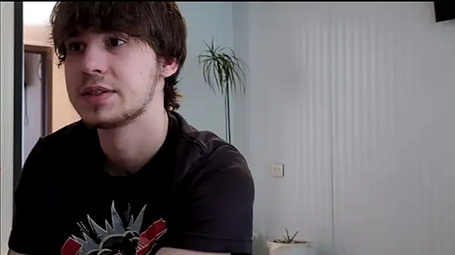 Snapshot of Kyle_Hunterr chatting on February 27, 6:13 am Kyle Hunterr online show from February 27, 6:13 am