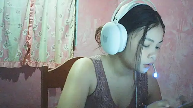 DessertFlower online show from April 25, 3:42 am
