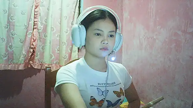DessertFlower online show from April 29, 2:16 am