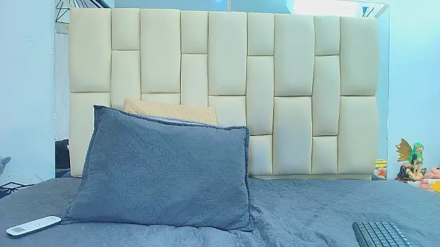 Lana Sliim online show from March 5, 12:13 pm