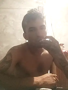 Snapshot of axel69consentido chatting on February 22, 2:03 am axel69consentido online show from February 22, 2:03 am