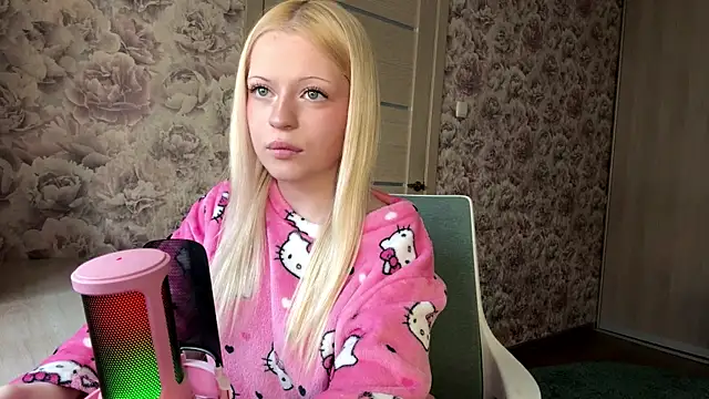 JeneeBIanks online show from March 20, 11:33 am