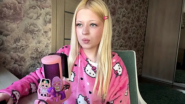 JeneeBIanks online show from March 28, 12:39 pm