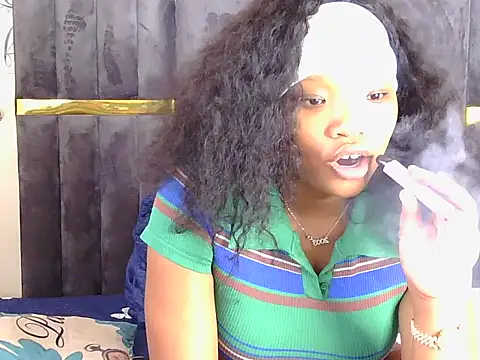 Divine Beautyxx online show from March 9, 2:09 pm