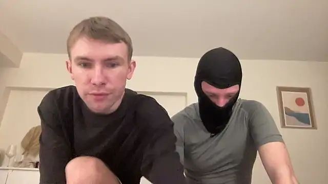 mikenjay online show from February 24, 7:15 pm