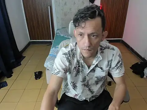 juan and luke online show from April 9, 11:38 am