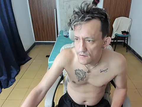 juan and luke online show from April 10, 11:28 am