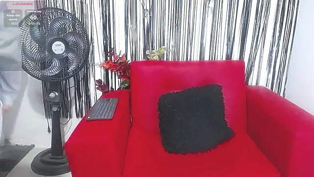 mailyn pym online show from March 13, 11:59 am